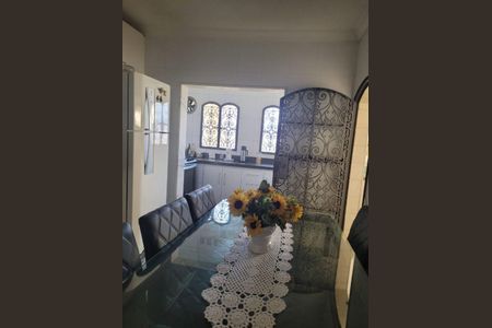 Casa à venda com 3 quartos, 272m² em Vila Santana, São Paulo