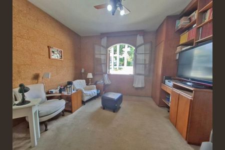 Casa à venda com 4 quartos, 515m² em Jardim Guedala, São Paulo