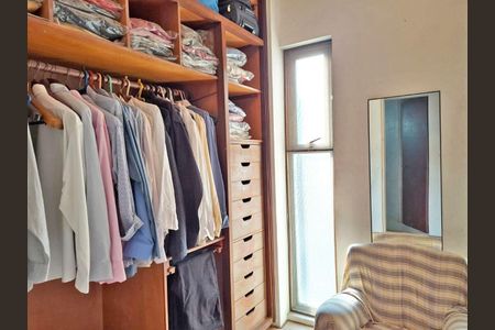 Casa à venda com 4 quartos, 515m² em Jardim Guedala, São Paulo