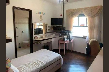 Casa à venda com 4 quartos, 362m² em Parque dos Passaros, São Bernardo do Campo