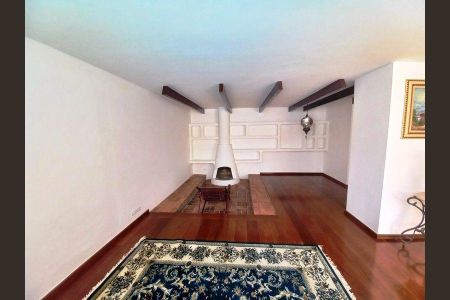 Apartamento à venda com 3 quartos, 162m² em Vila Uberabinha, São Paulo