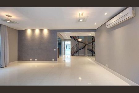 Casa à venda com 3 quartos, 210m² em Demarchi, São Bernardo do Campo