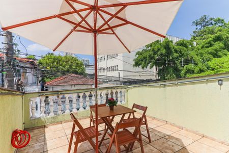 Casa à venda com 130m², 3 quartos e 1 vagaVaranda Suite 01