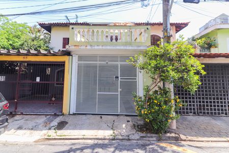 Casa à venda com 130m², 3 quartos e 1 vagaFachada.