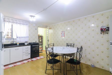 Casa à venda com 130m², 3 quartos e 1 vagaCozinha 