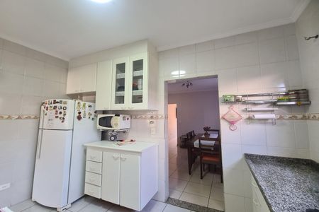 Casa à venda com 213m², 3 quartos e 3 vagas Casa à venda com 213m², 3 quartos e 3 vagasCozinha