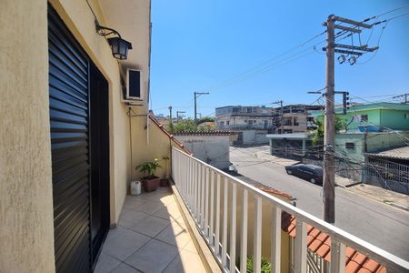 Casa à venda com 213m², 3 quartos e 3 vagas Casa à venda com 213m², 3 quartos e 3 vagasVaranda do Quarto 1