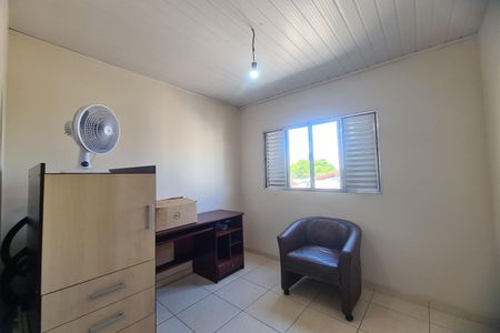 Casa à venda com 213m², 3 quartos e 3 vagas Casa à venda com 213m², 3 quartos e 3 vagasQuarto 2