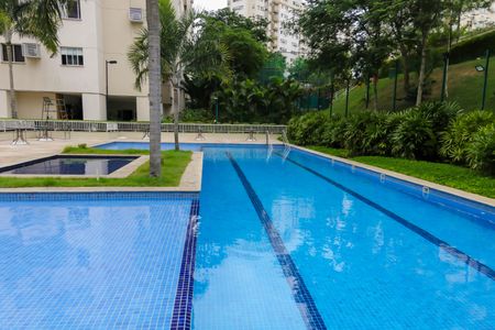 Apartamento para alugar com 54m², 2 quartos e 1 vaga Apartamento para alugar com 54m², 2 quartos e 1 vagaÁrea comum - Piscina