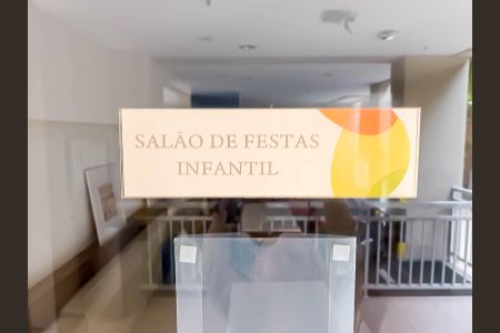 Apartamento para alugar com 54m², 2 quartos e 1 vaga Apartamento para alugar com 54m², 2 quartos e 1 vagaÁrea comum - Salão de festas