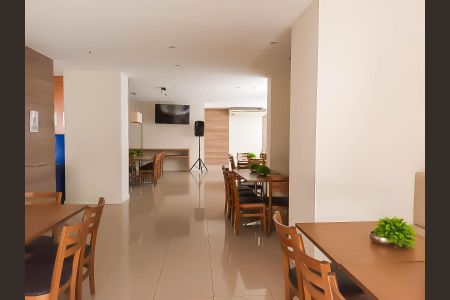 Apartamento para alugar com 54m², 2 quartos e 1 vaga Apartamento para alugar com 54m², 2 quartos e 1 vagaÁrea comum - Salão de festas