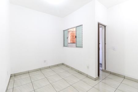 Sala/Quarto de casa para alugar com 1 quarto, 100m² em Cidade Antônio Estêvão de Carvalho, São Paulo