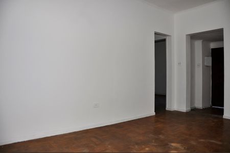 Sala de casa para alugar com 2 quartos, 440m² em Jaraguá, São Paulo