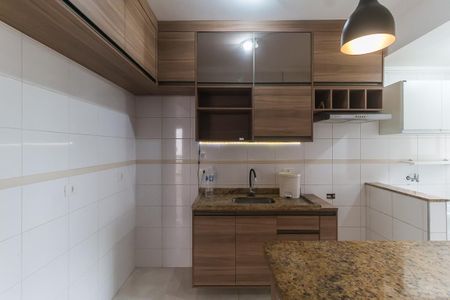 Apartamento para alugar com 69m², 2 quartos e 1 vagaCozinha