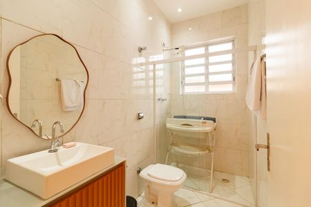 Casa para alugar com 350m², 3 quartos e 2 vagasBanheiro