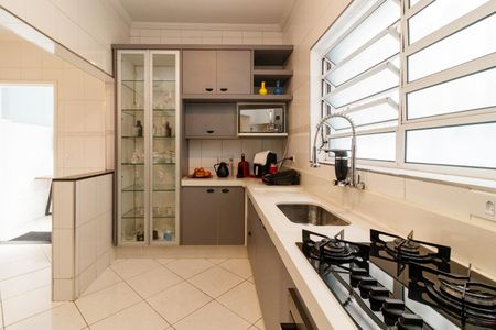 Casa para alugar com 350m², 3 quartos e 2 vagasCozinha