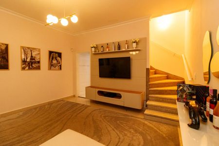 Casa para alugar com 350m², 3 quartos e 2 vagasSala