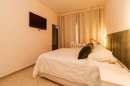 Casa para alugar com 350m², 3 quartos e 2 vagasSuíte