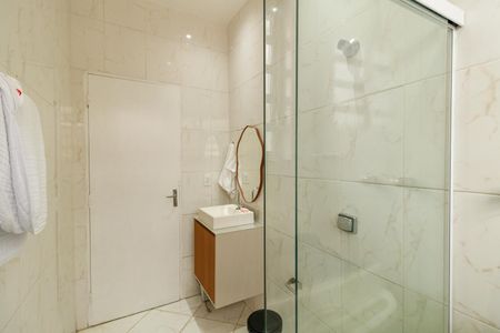 Casa para alugar com 350m², 3 quartos e 2 vagasBanheiro