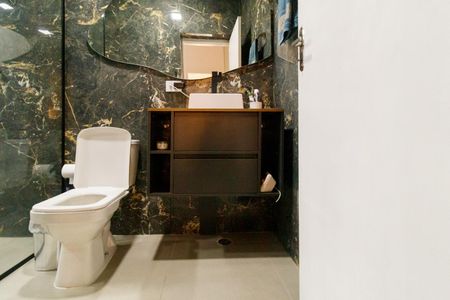 Casa para alugar com 350m², 3 quartos e 2 vagasBanheiro da Suíte