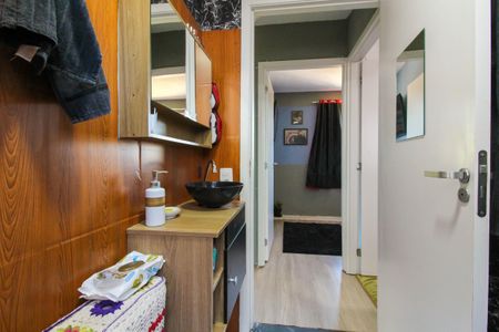 Apartamento à venda com 42m², 2 quartos e 1 vaga Apartamento à venda com 42m², 2 quartos e 1 vagaBanheiro