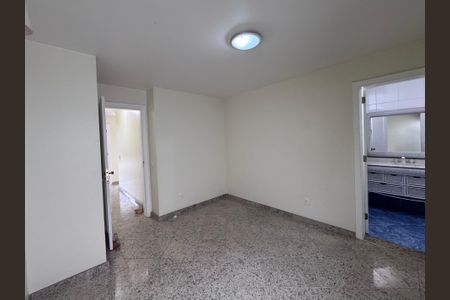 Apartamento para alugar com 220m², 4 quartos e 2 vagasSuíte 2