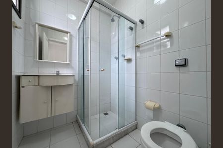 Apartamento para alugar com 220m², 4 quartos e 2 vagasBanheiro de Serviço