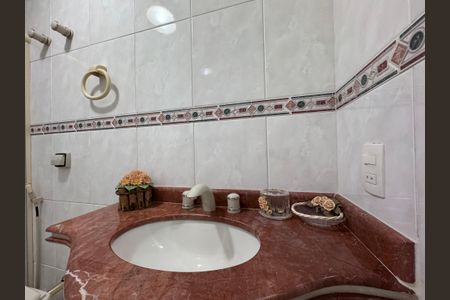 Apartamento para alugar com 220m², 4 quartos e 2 vagasBanheiro da Suíte 3