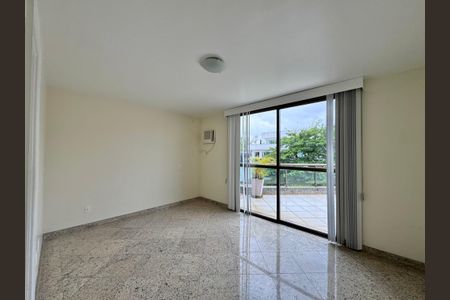 Apartamento para alugar com 220m², 4 quartos e 2 vagasSuíte 1