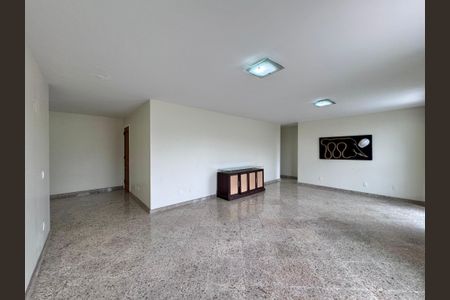 Apartamento para alugar com 220m², 4 quartos e 2 vagasSala