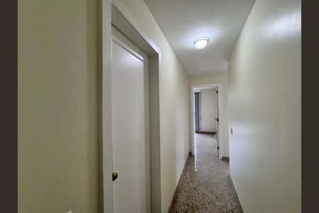 Apartamento para alugar com 220m², 4 quartos e 2 vagasCorredor