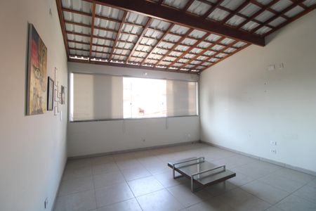 Sala de casa à venda com 3 quartos, 125m² em Campo Grande, São Paulo