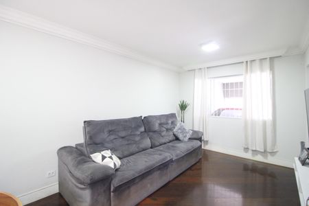 Casa à venda com 125m², 3 quartos e 2 vagasSala