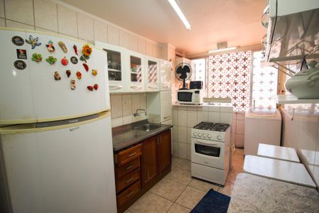 Apartamento para alugar com 20m², 2 quartos e 1 vaga Apartamento para alugar com 20m², 2 quartos e 1 vagaCozinha