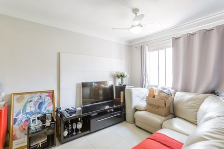 Apartamento à venda com 42m², 1 quarto e 1 vagaSala