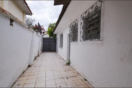 Casa à venda com 294m², 2 quartos e 2 vagas Casa à venda com 294m², 2 quartos e 2 vagasGaragem