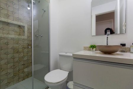 Apartamento para alugar com 55m², 2 quartos e 1 vagaBanheiro 2