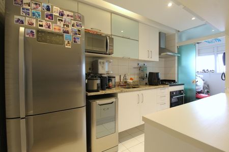Apartamento à venda com 75m², 2 quartos e 2 vagasCozinha