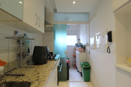 Apartamento à venda com 75m², 2 quartos e 2 vagasCozinha