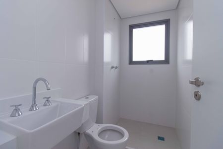 Apartamento à venda com 78m², 2 quartos e 1 vagaBanheiro da Suíte 1