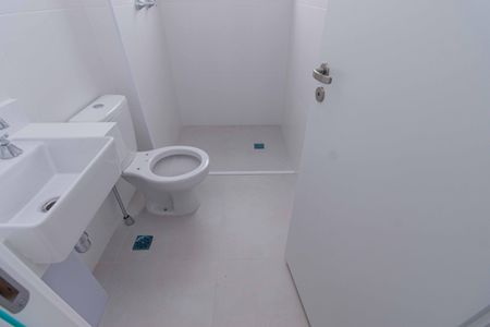 Apartamento à venda com 78m², 2 quartos e 1 vagaBanheiro da Suíte 1