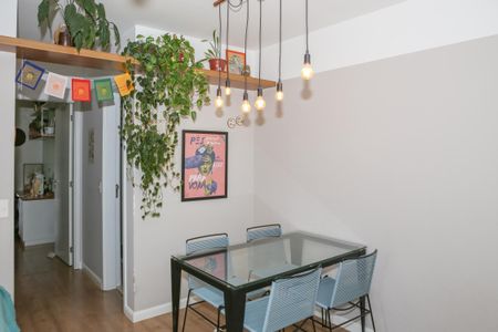 Apartamento para alugar com 56m², 2 quartos e 1 vaga Apartamento para alugar com 56m², 2 quartos e 1 vagaSala
