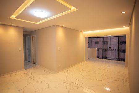 Sala de apartamento à venda com 3 quartos, 77m² em Santa Teresinha, São Paulo