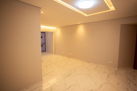 Sala de apartamento à venda com 3 quartos, 77m² em Santa Teresinha, São Paulo