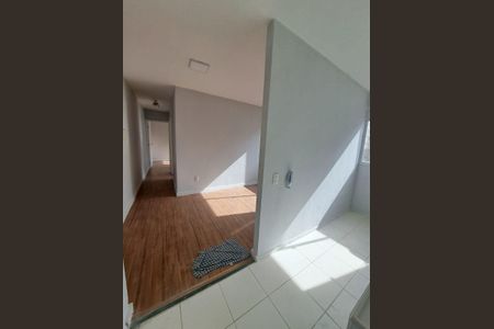 Sala de apartamento para alugar com 2 quartos, 42m² em Jardim do Lago, São Paulo