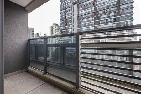  Varanda de kitnet/studio à venda com 1 quarto, 22m² em Jardim Paulista, São Paulo