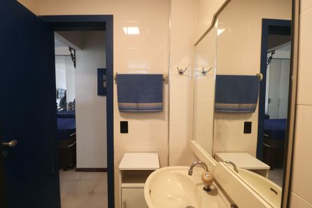 Apartamento para alugar com 50m², 1 quarto e 1 vaga Apartamento para alugar com 50m², 1 quarto e 1 vagaBanheiro Social
