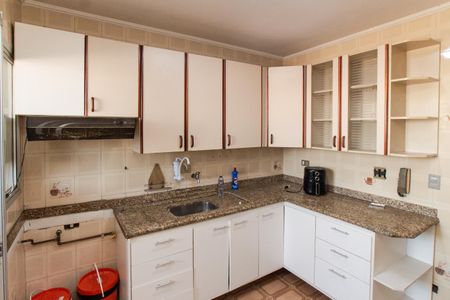 Apartamento para alugar com 70m², 2 quartos e 1 vagaCozinha