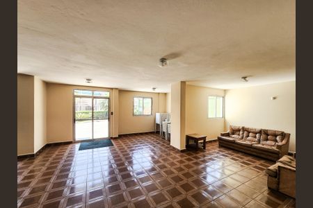 Apartamento para alugar com 70m², 2 quartos e 1 vagaÁrea comum - Salão de festas