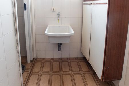 Apartamento para alugar com 70m², 2 quartos e 1 vagaÁrea de Serviço